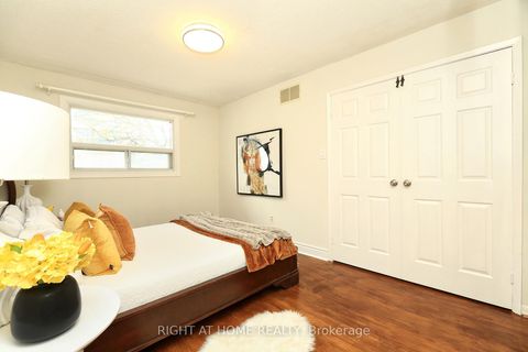 Photo 19 at 6 Snapdragon Drive, Pleasant View, Toronto