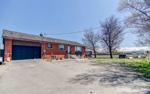 Photo 2 at 545 Wist Road, Rural King, King