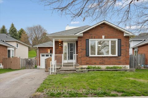 Photo 1 at 14 Penfound Drive, Bowmanville, Clarington