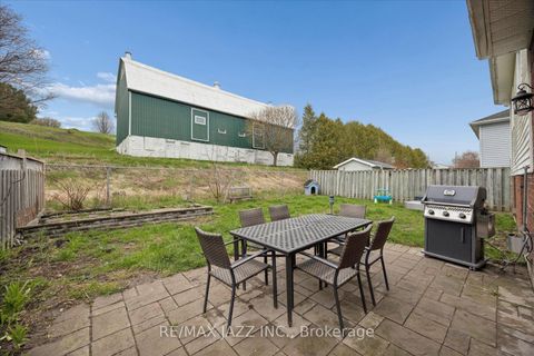Photo 25 at 14 Penfound Drive, Bowmanville, Clarington