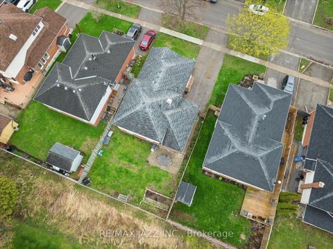 Photo 26 at 14 Penfound Drive, Bowmanville, Clarington