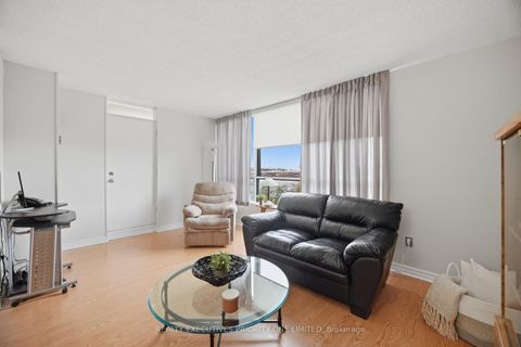 Photo 14 at 1013 - 10 Martha Eaton Way, Amesbury, Toronto