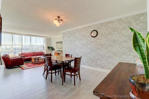 Photo 4 at 909 - 3380 Eglinton Avenue E, Scarborough Village, Toronto