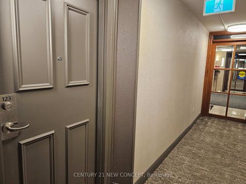 Photo 5 at 123 - 255 The Donway West E, Don Mills, Toronto