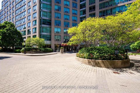 Photo 2 at 1006 - 942 Yonge Street, Annex, Toronto