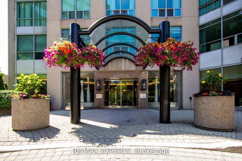 Photo 3 at 1006 - 942 Yonge Street, Annex, Toronto