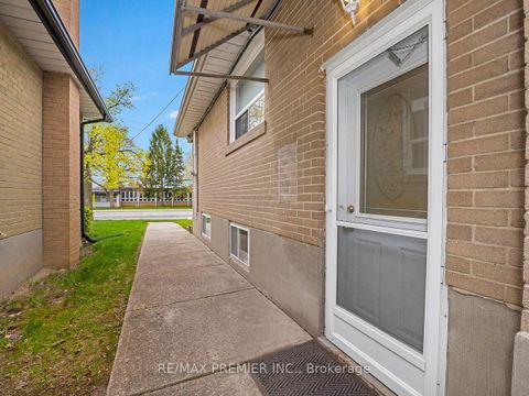 Photo 40 at 108 Thistle Down Boulevard, Beaumonde Heights, Toronto