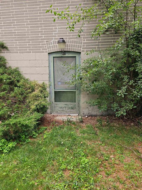 Photo 16 at 11419 Bathurst Street, Westbrook, Richmond Hill