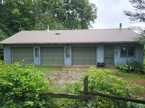 Photo 23 at 11419 Bathurst Street, Westbrook, Richmond Hill