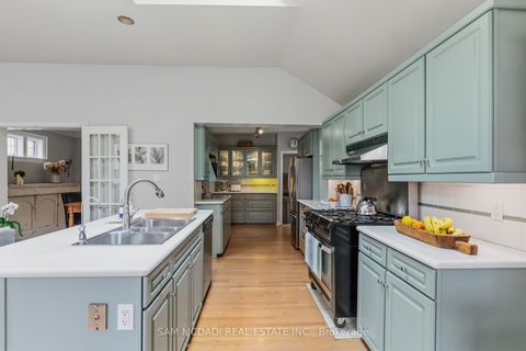 Photo 13 at 98 Government Road, Kingsway South, Toronto