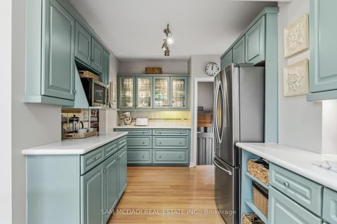 Photo 14 at 98 Government Road, Kingsway South, Toronto