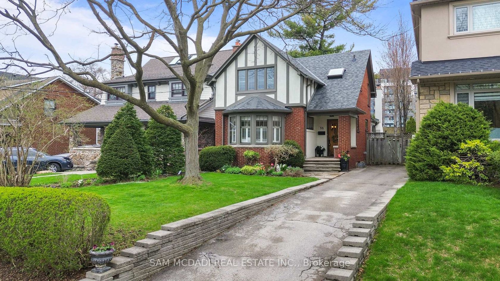 98 Government Road, Kingsway South, Toronto 