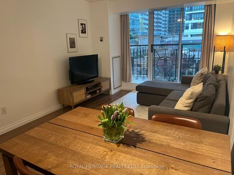 Photo 8 at 211 - 188 Redpath Avenue, Mount Pleasant West, Toronto