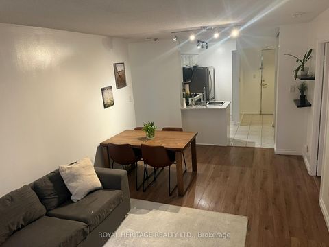 Photo 14 at 211 - 188 Redpath Avenue, Mount Pleasant West, Toronto