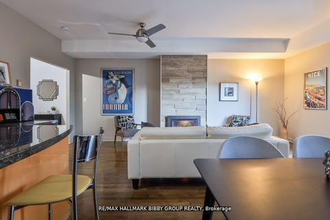 Photo 5 at 315 - 500 Richmond Street W, Waterfront Communities C1, Toronto