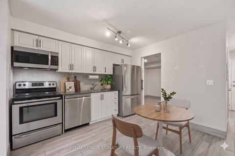 Photo 10 at 1625 - 38 Joe Shuster Way, South Parkdale, Toronto