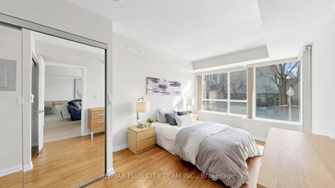 Photo 9 at 308 - 111 Elizabeth Street, Bay Street Corridor, Toronto