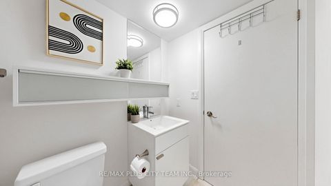 Photo 13 at 308 - 111 Elizabeth Street, Bay Street Corridor, Toronto