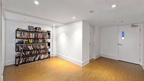 Photo 35 at 308 - 111 Elizabeth Street, Bay Street Corridor, Toronto