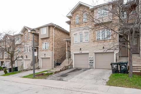 Photo 1 at 28 Shining Star Crescent, Mount Dennis, Toronto