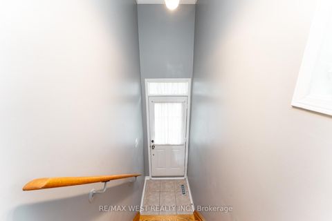 Photo 6 at 28 Shining Star Crescent, Mount Dennis, Toronto
