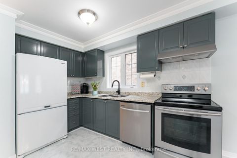 Photo 15 at 28 Shining Star Crescent, Mount Dennis, Toronto