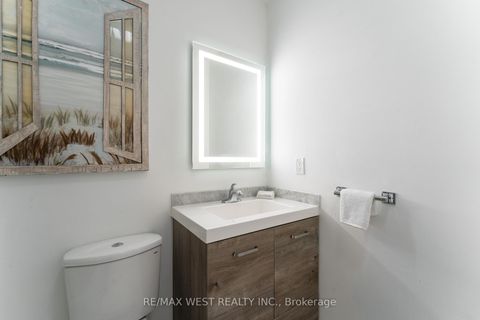 Photo 20 at 28 Shining Star Crescent, Mount Dennis, Toronto