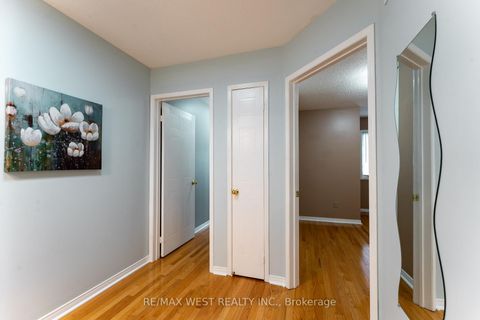 Photo 21 at 28 Shining Star Crescent, Mount Dennis, Toronto