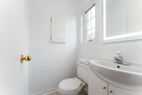 Photo 29 at 28 Shining Star Crescent, Mount Dennis, Toronto
