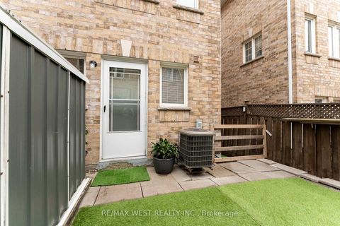 Photo 39 at 28 Shining Star Crescent, Mount Dennis, Toronto