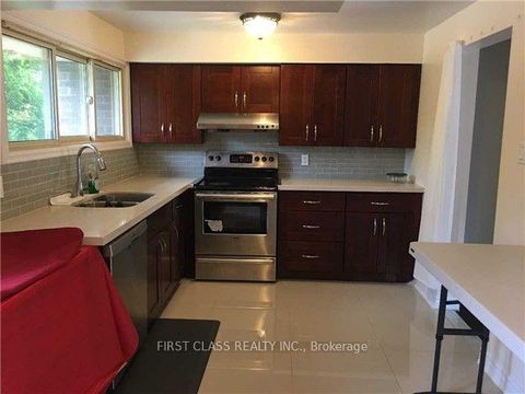 Photo 3 at 17 Harnworth Drive, Hillcrest Village, Toronto