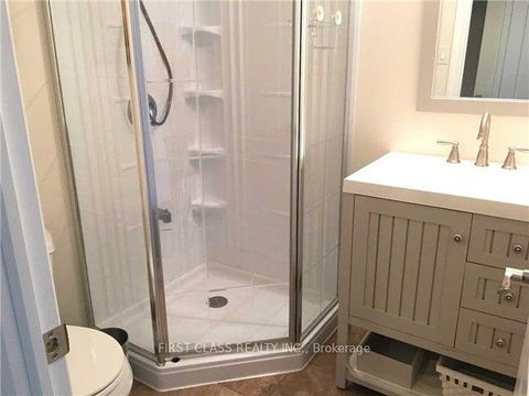 Photo 8 at 17 Harnworth Drive, Hillcrest Village, Toronto