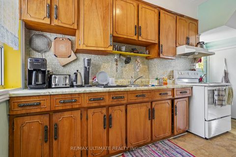 Photo 4 at 8 Hickson Street, Little Portugal, Toronto