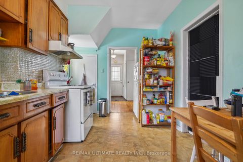 Photo 6 at 8 Hickson Street, Little Portugal, Toronto