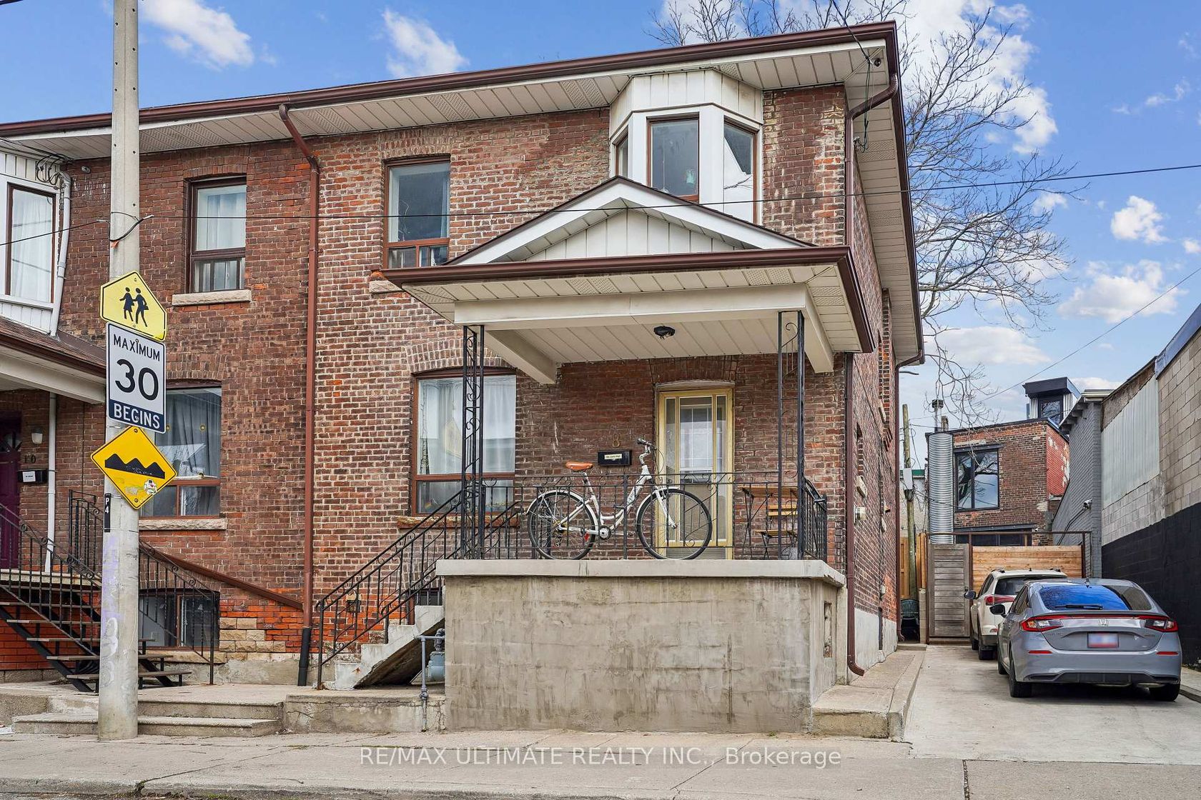 8 Hickson Street, Little Portugal, Toronto 