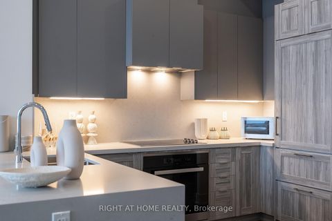 Photo 10 at 109 - 2908 Highway 7 Road, Concord, Vaughan