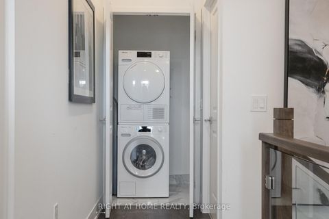 Photo 43 at 109 - 2908 Highway 7 Road, Concord, Vaughan