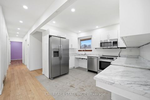 Photo 9 at 39 Earlton Road, Sullivan, Toronto