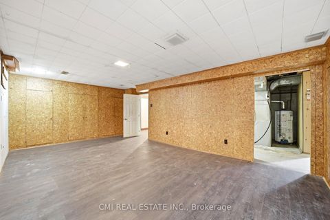 Photo 33 at 39 Earlton Road, Sullivan, Toronto