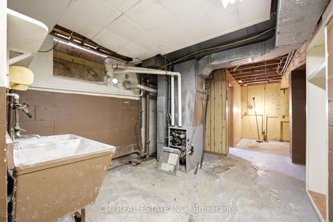 Photo 35 at 39 Earlton Road, Sullivan, Toronto