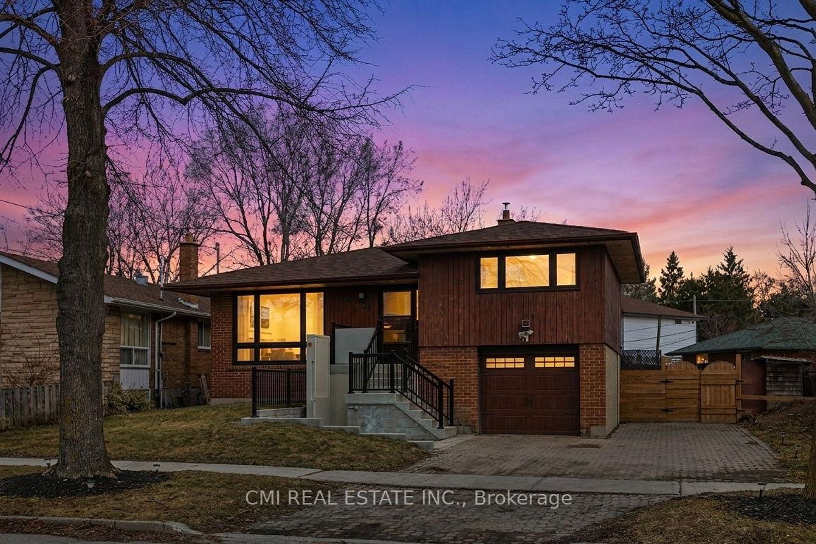39 Earlton Road, Sullivan, Toronto photo number 2