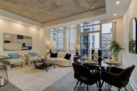 Photo 3 at 603 - 399 Adelaide Street W, Waterfront Communities C1, Toronto