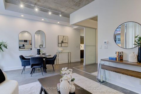 Photo 9 at 603 - 399 Adelaide Street W, Waterfront Communities C1, Toronto