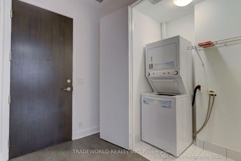 Photo 21 at 603 - 399 Adelaide Street W, Waterfront Communities C1, Toronto