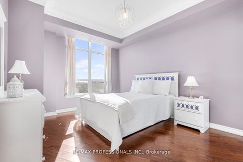 Photo 8 at 903 - 1135 Royal York Road, Humber Valley, Toronto
