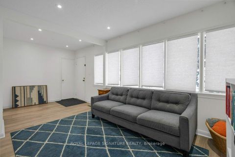 Photo 5 at 184 Hendon Avenue, Newtonbrook West, Toronto