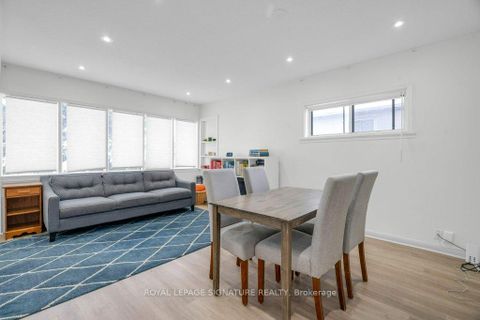 Photo 9 at 184 Hendon Avenue, Newtonbrook West, Toronto