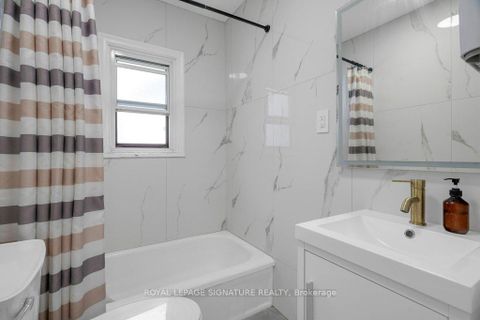 Photo 23 at 184 Hendon Avenue, Newtonbrook West, Toronto