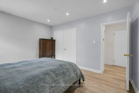 Photo 27 at 184 Hendon Avenue, Newtonbrook West, Toronto