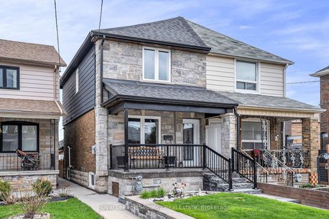 Photo 1 at 67 Northland Avenue, Smythe, Toronto